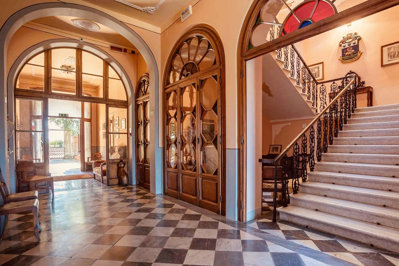 Villa Elena — marble entrance hall